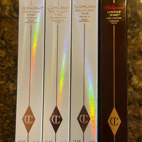 Charlotte Tilbury Other - Charlotte Tilbury Set of Four Beauty Light Wands and Contour